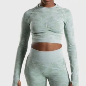 GYMSHARK ADAPT CAMO LONG SLEEVE SAGE GREEN